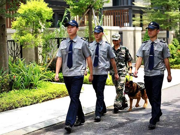 門衛(wèi)保安公司是怎么處理緊急情況的？
